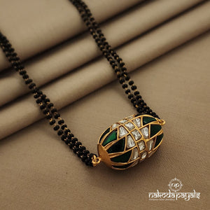 Green circular mangalsutra (ms0439)