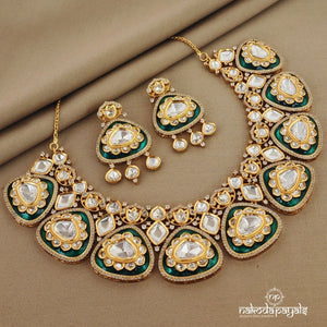 Gorgeous emerald Polki Neckpiece with Earring (Gn1034)