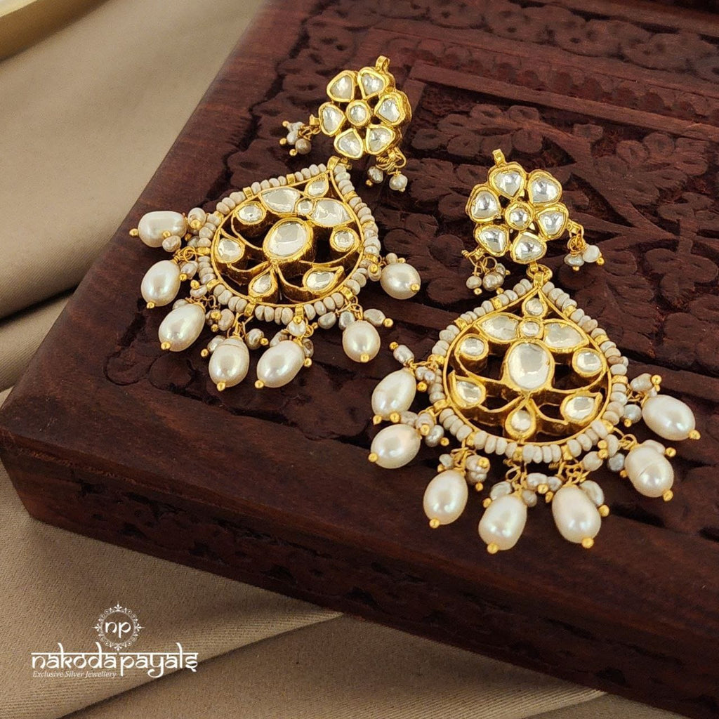 Gorgeous White Kundan Chandbali (Ge7180)