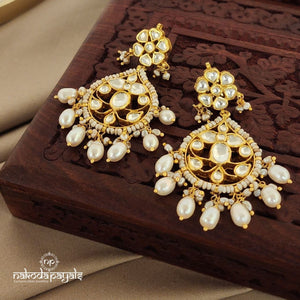 Gorgeous White Kundan Chandbali (Ge7180)