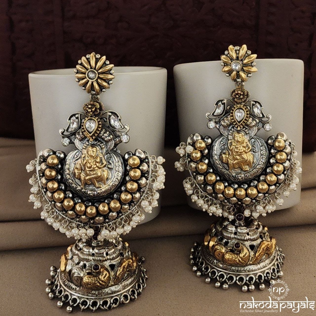 Gorgeous Dual tone Jhumka (DT1010)