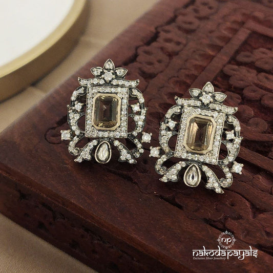 Gorgeous Studs (S8994)