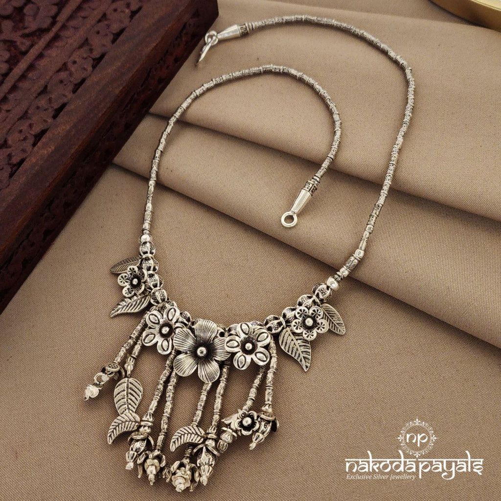 Floral Tribal Medium Size Neckpiece (N9307)