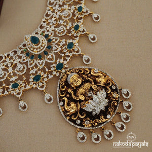 Shimmering Lakshmi Short Neckpiece with Earrings (Gn1115)