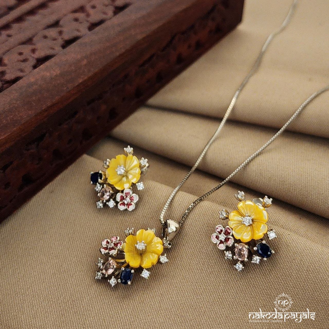 Yellow Florida MOP Neckpiece with Earrings (St2368)