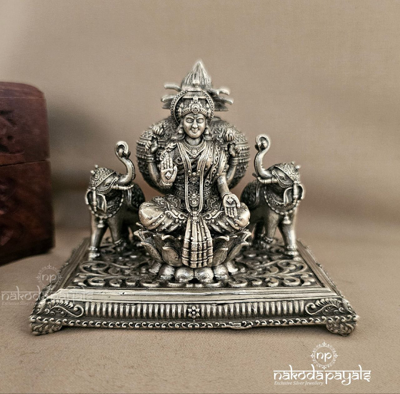 Vara mahalakshmi Idol (Aa1064)