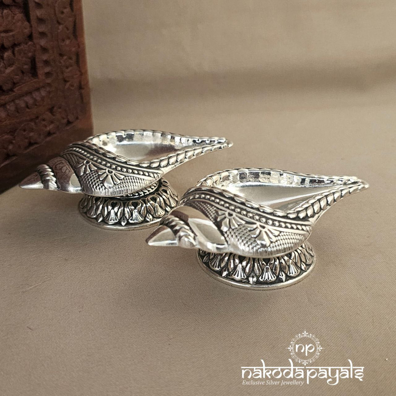 Shankhu Deepam Pair (Aa1073)