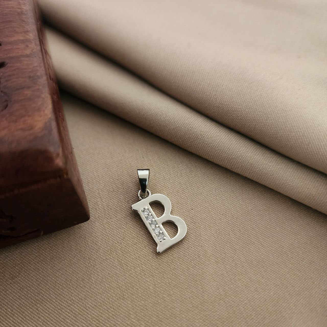 Alphabet B Pendant (P2244)