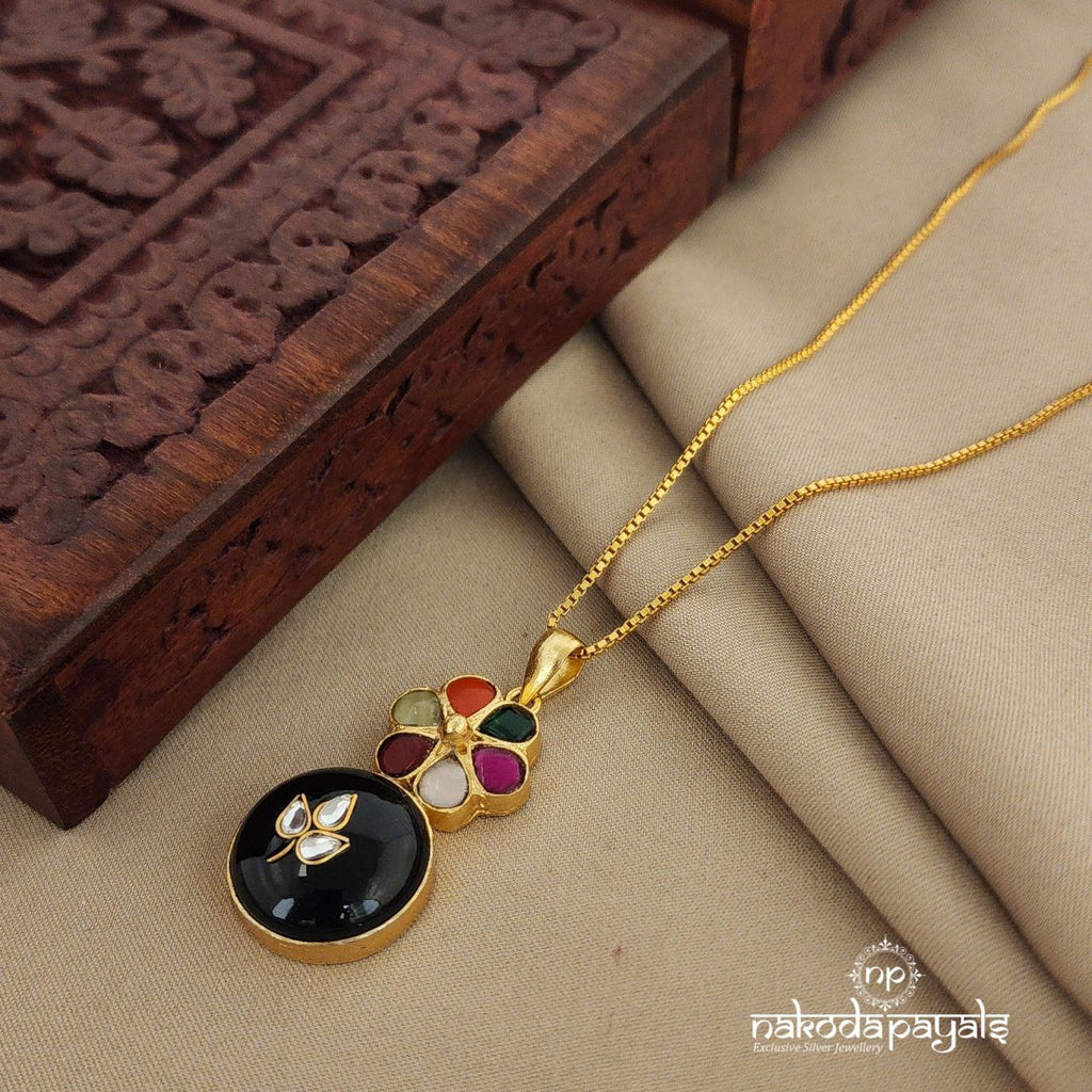 Black Onyx with Kundan Long Neckpiece (Gn1168)