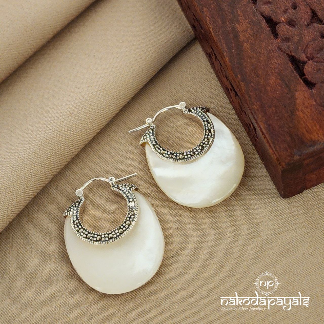 Mother of pearl Marcasite Bali (B0507)