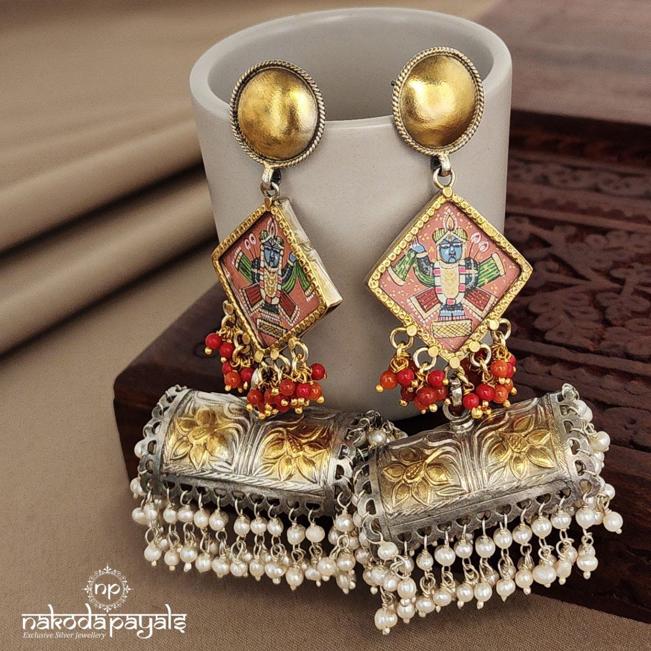 Krishna Painted Guttapusalu Dual Tone Jhumka (DT1107)