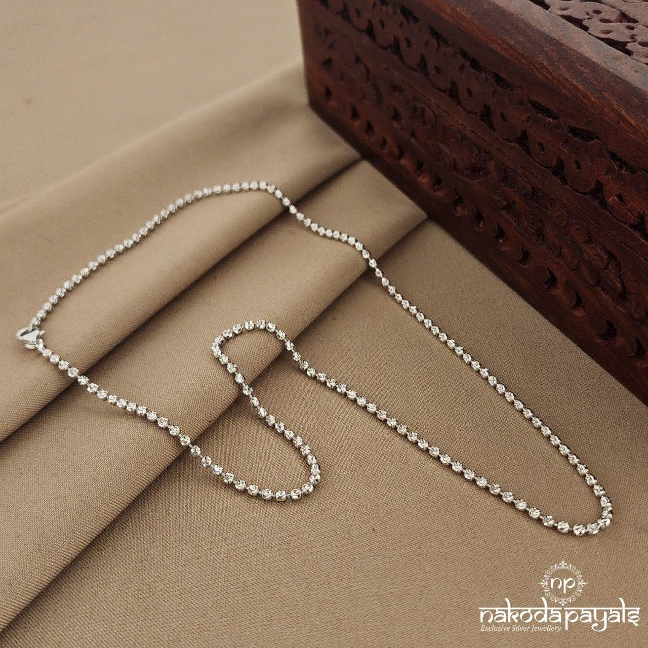 Simple Neckchain (N9384)