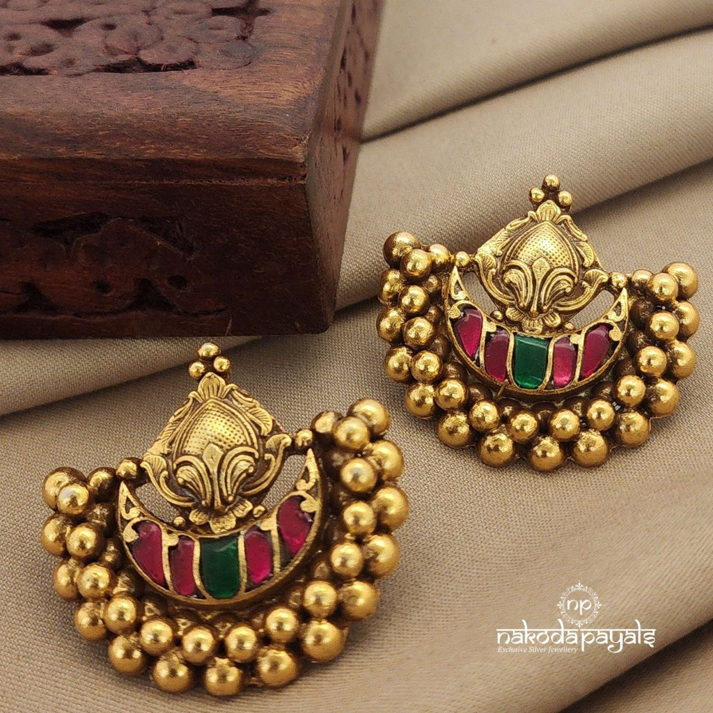 Kundan Half Moon Studs (Ge7446)