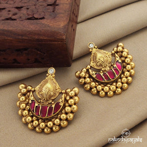 Pinkish Half Moon Kundan Studs (Ge7448)