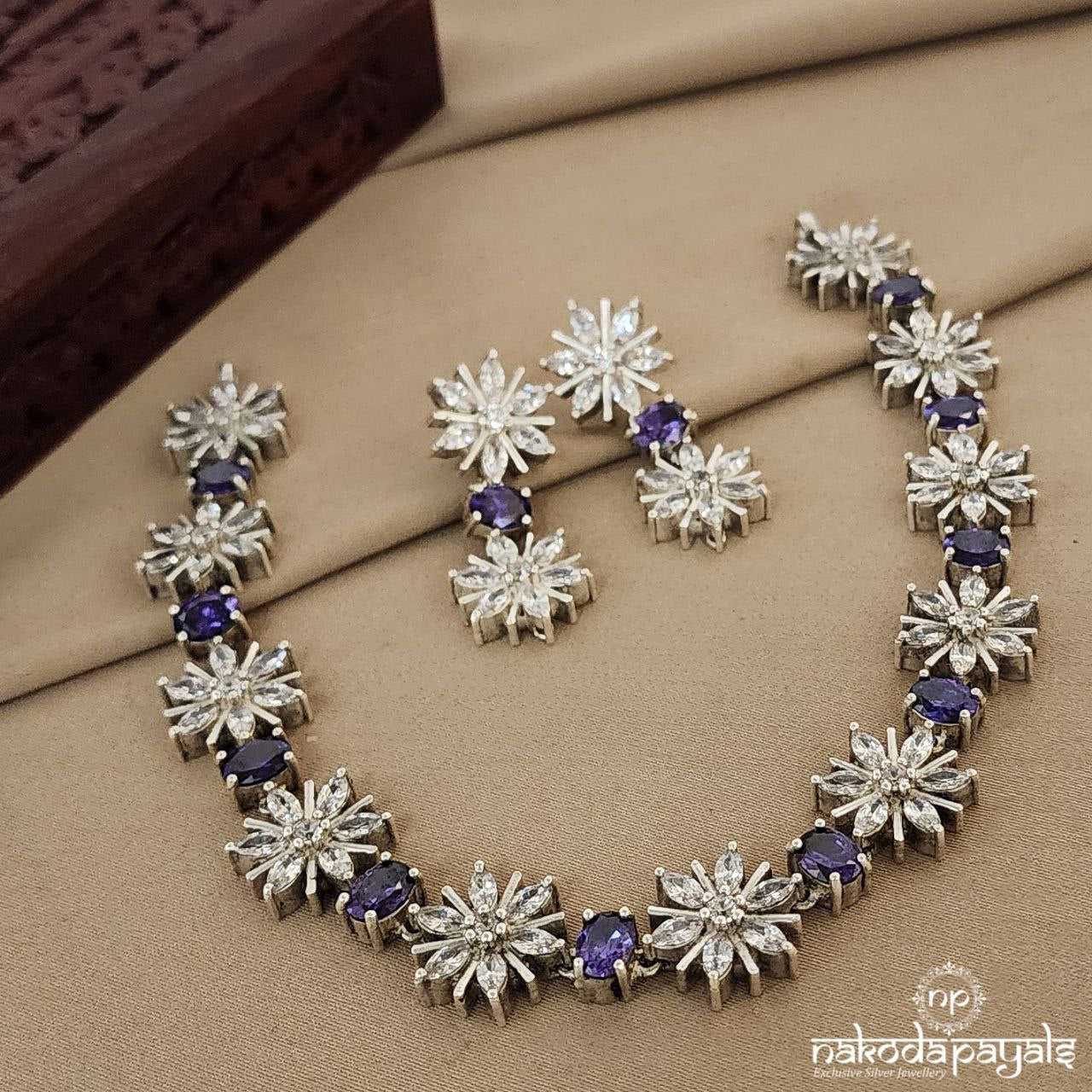 Amethyst Floral Short Neckpiece with Earrings (N9477)