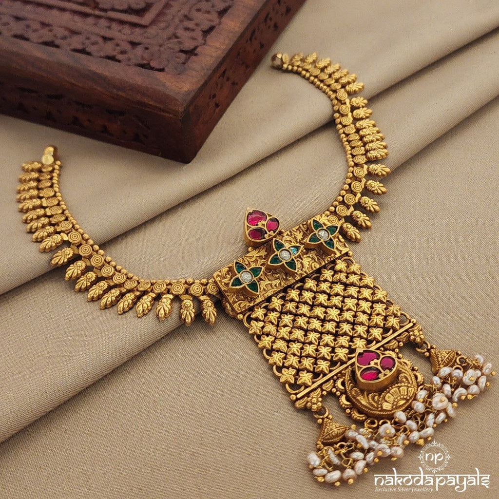 Kundan Floral Short Neckpiece (Gn1318)