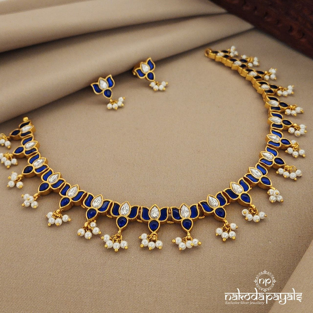 Blue Kundan Lotus Short Neckpiece with Earrings (Gn7001)