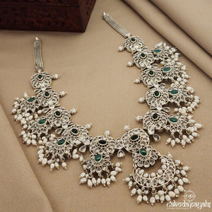 Emerald Elegance Guttapusalu Long Neckpiece (N9504)