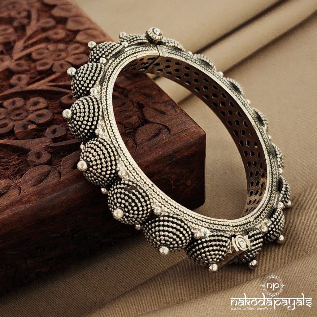 Circular Tribal Openable Kada single (K4579)