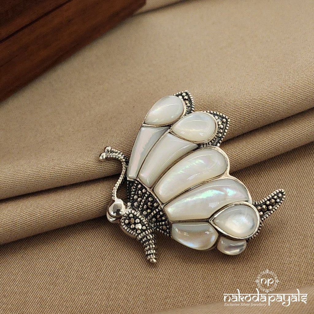 Mother of pearl Marcasite Butterfly Brooch (St2492)