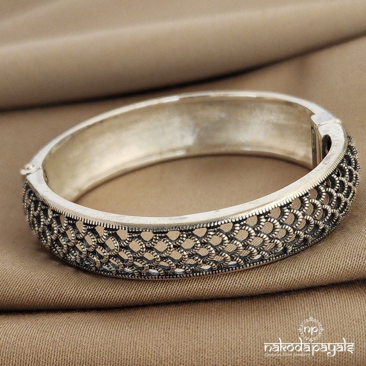 Gorgeous Marcasite Openable Kada single (K4614)