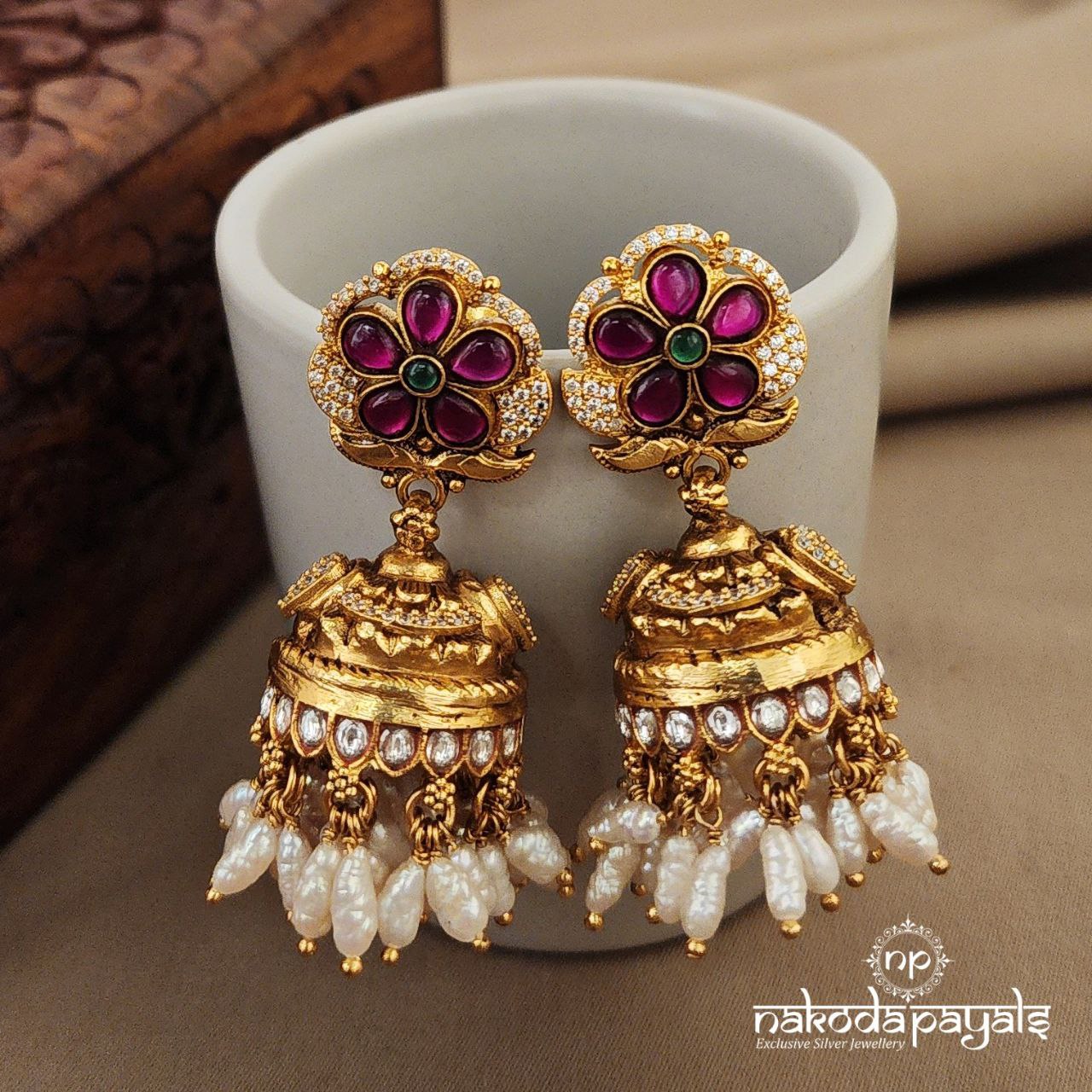 Floral Guttapusalu Jhumka (Ge7577)