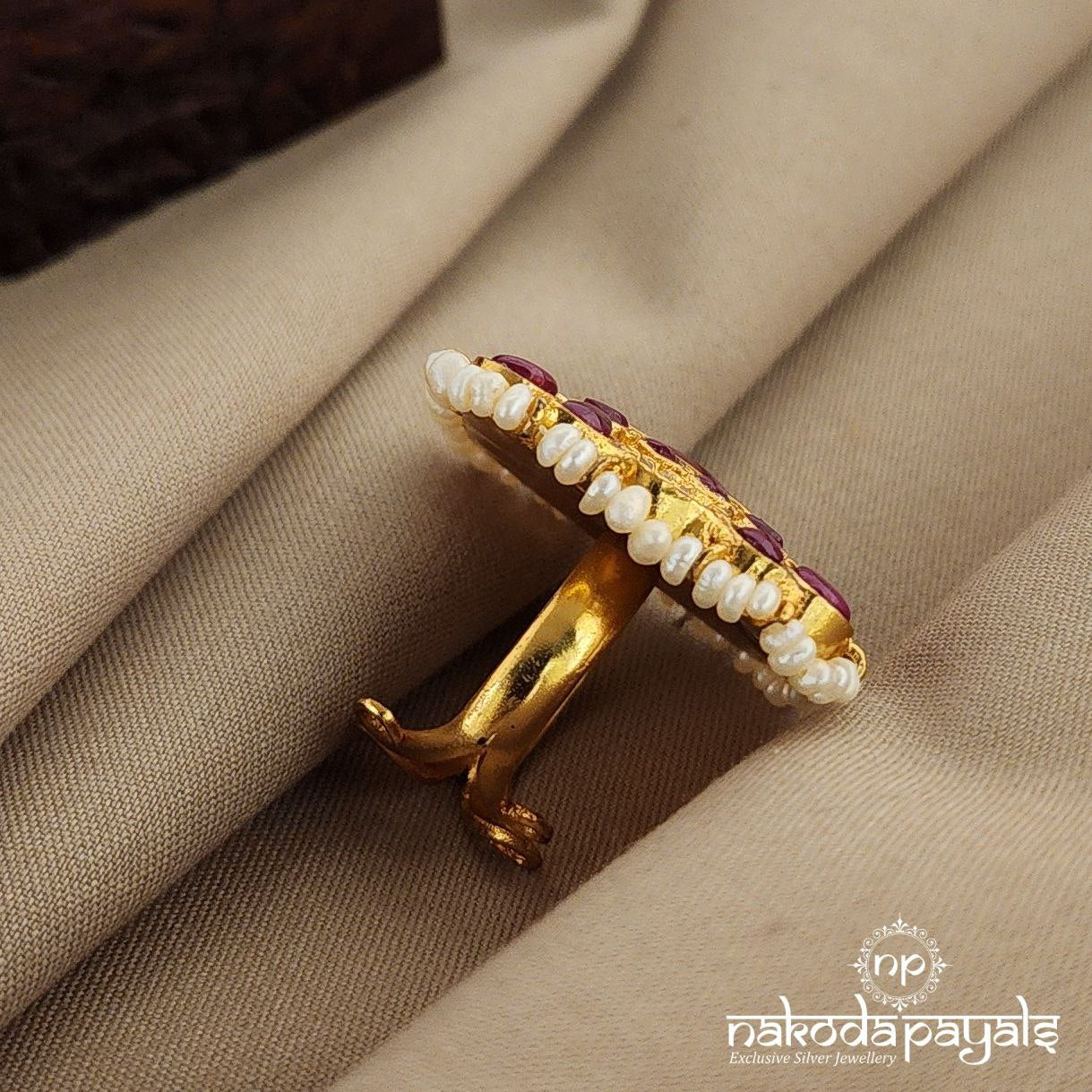 Rectangular Rec Kundan Adjustable Finger Ring (F2360)