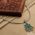 Short Green Adige Neckpiece (N9601)