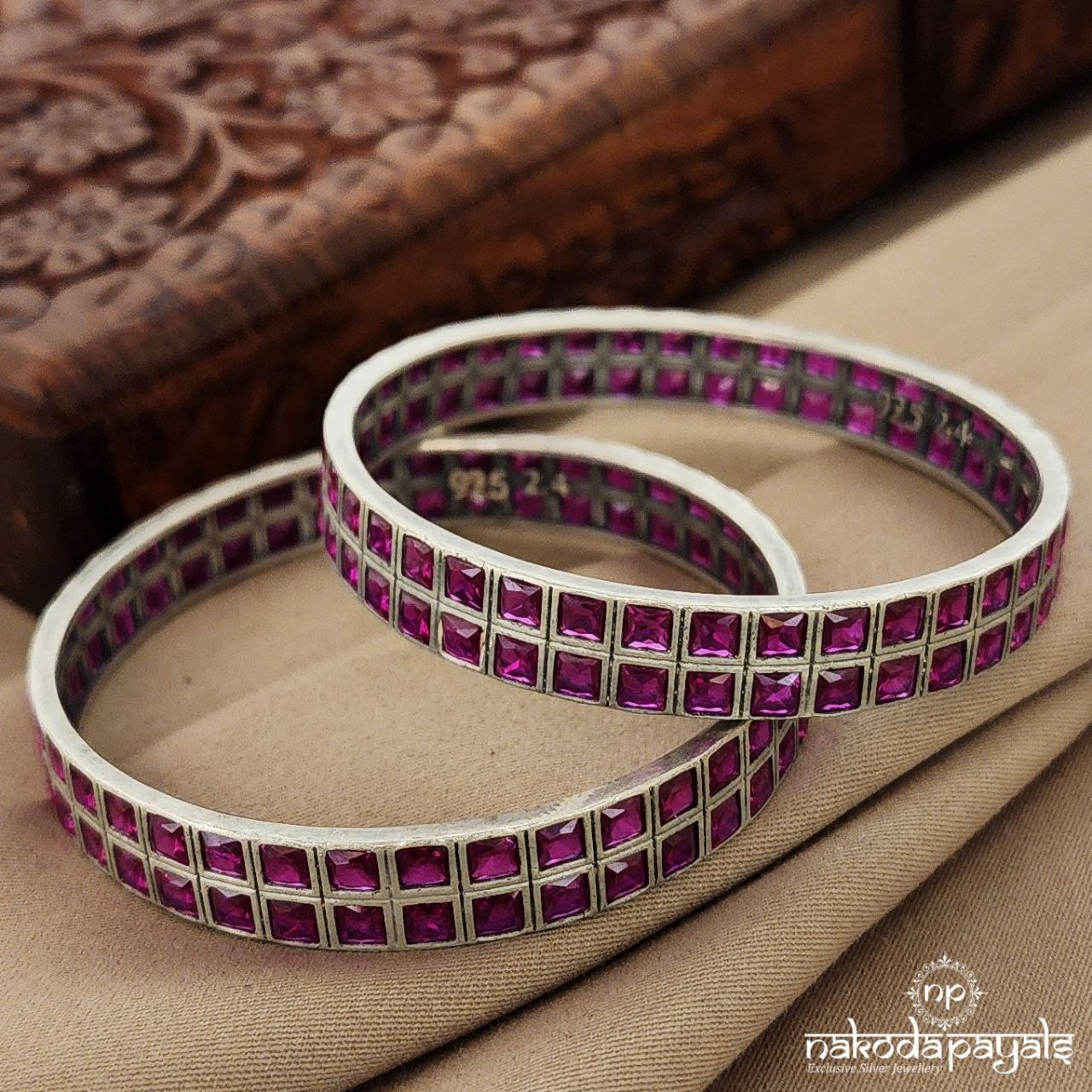 Square Pink Bangle Pair (K4666)