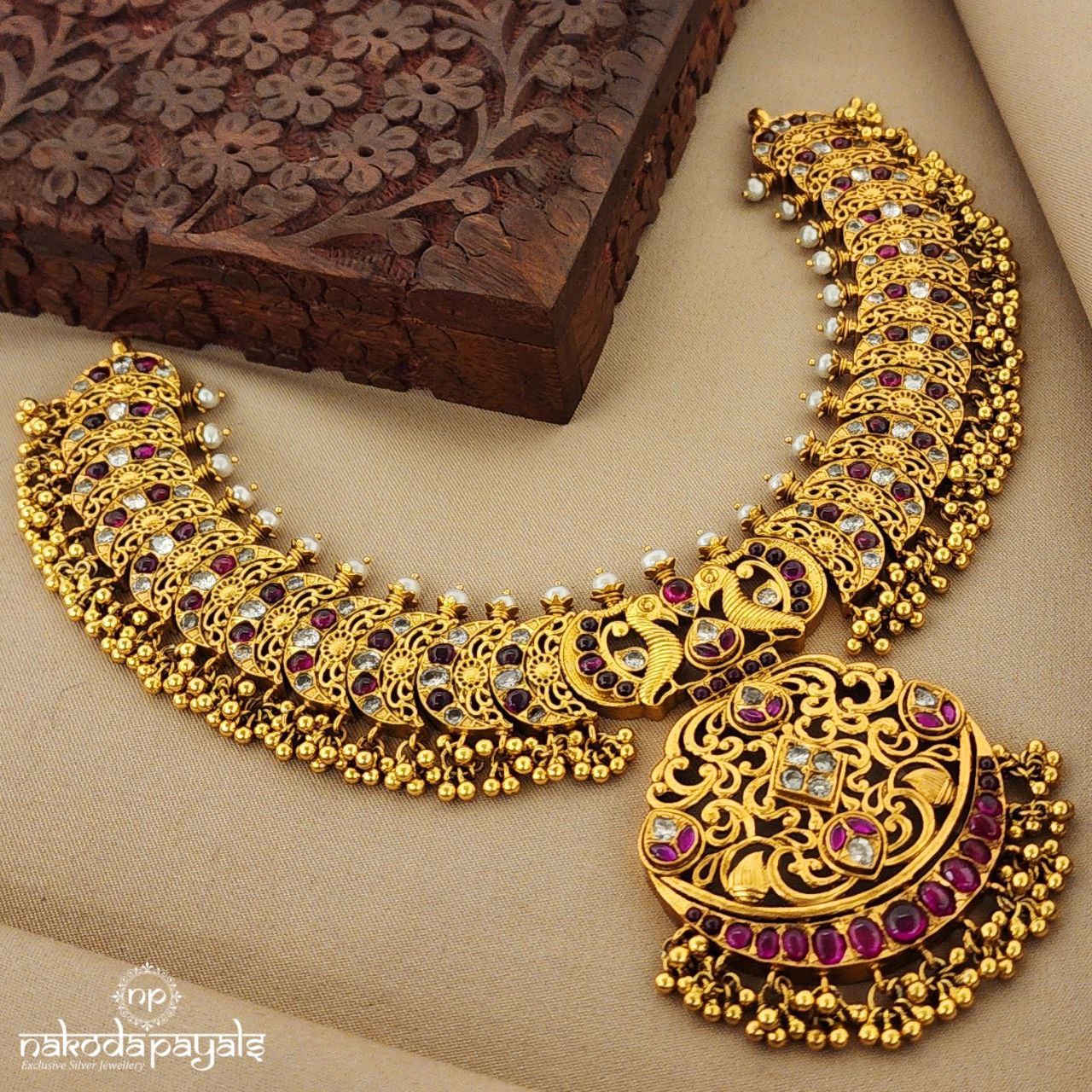 Crowned Moon Kundan Neckpiece(Gn7406)