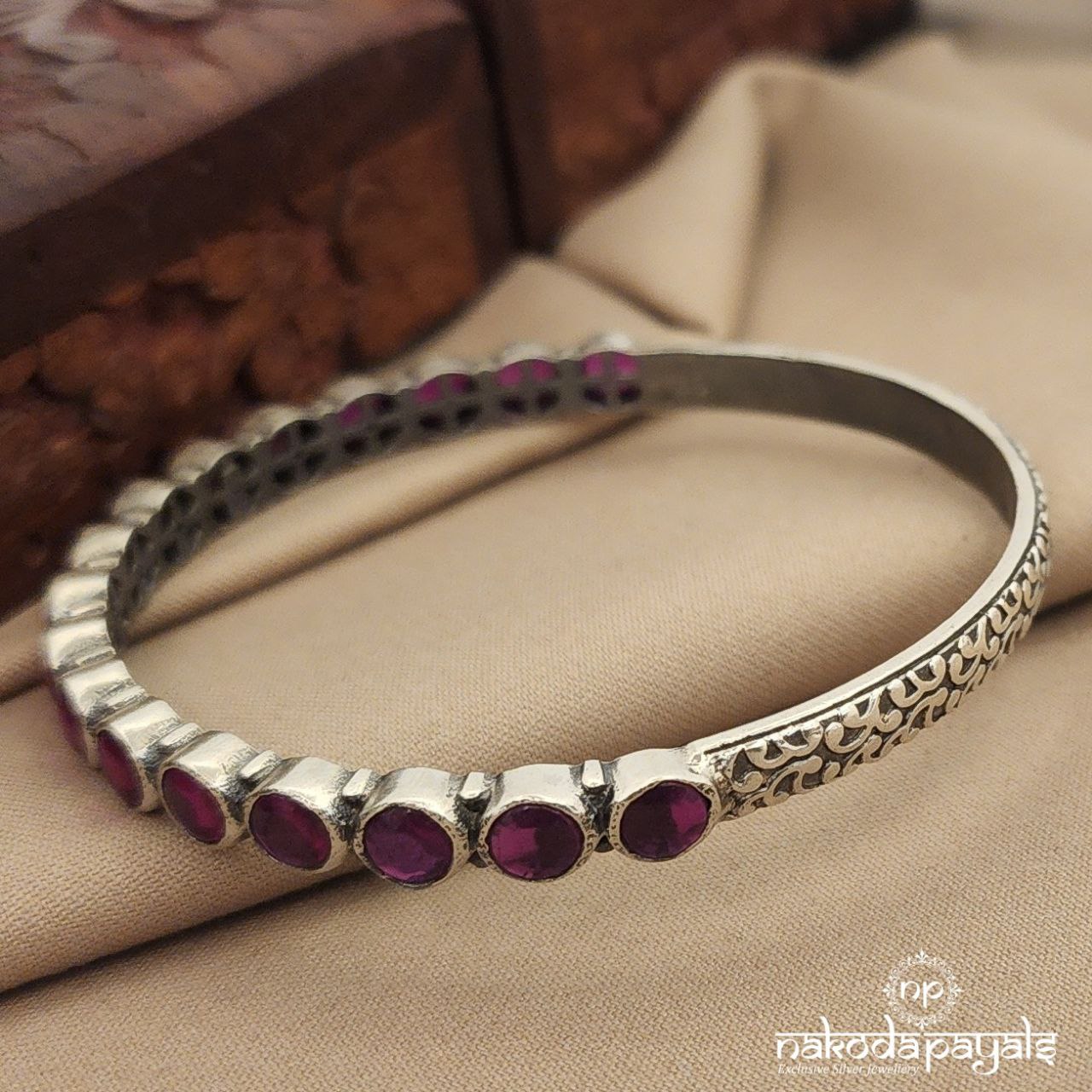 Half Kemp Single Bangle (K4673)