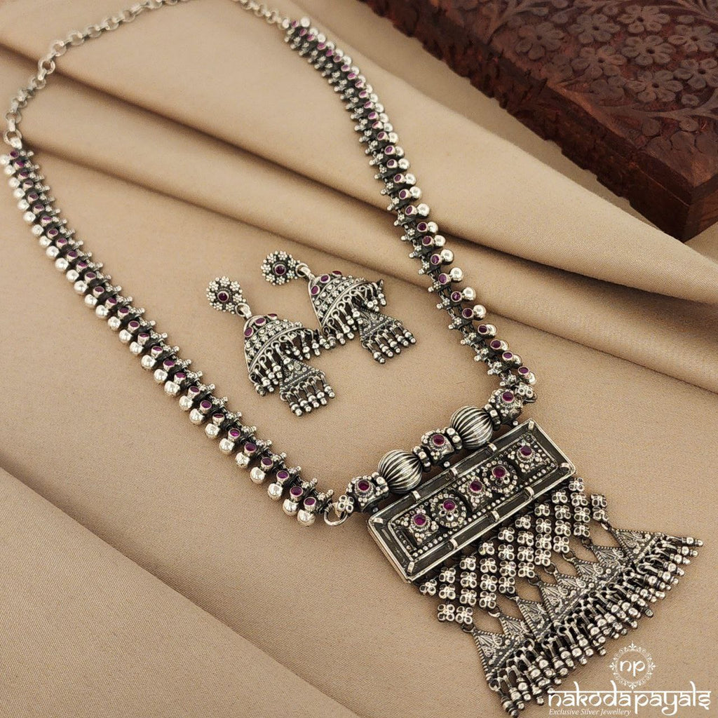 Tribal Charms Neckpiece With Earrings (N9750)