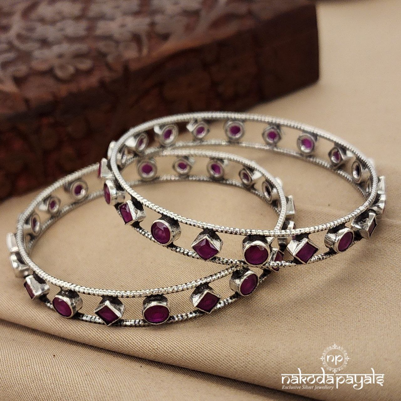 Cubes & Circles Ruby Bangle pair  (K4814)