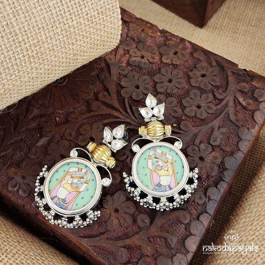 Dual Tone Dancing Doll Earrings (Dt1182)