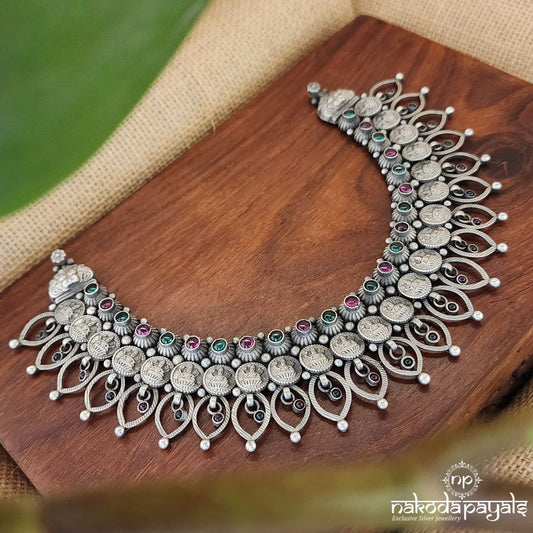 Red And Green Lakshmi Coin Short Neckpiece (N9946)