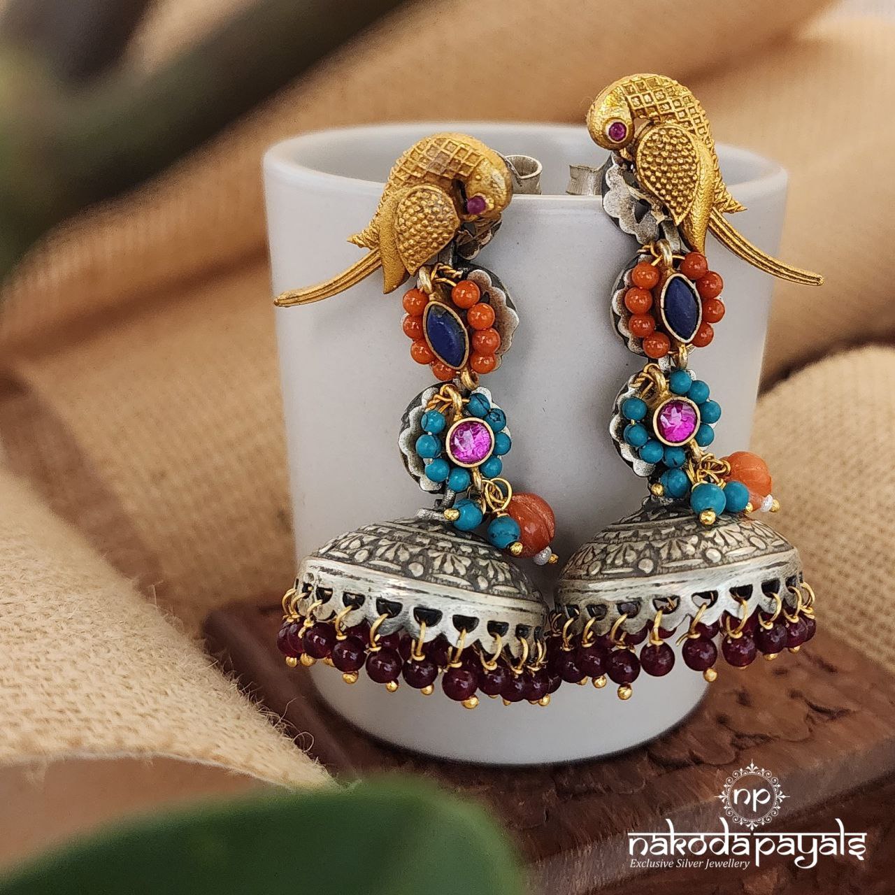 Reclusive Parrot Jhumka (Dt1241)