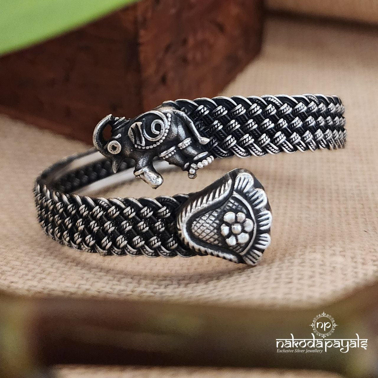 Elephant Chitai Antique Adjustable Kada (K4927)