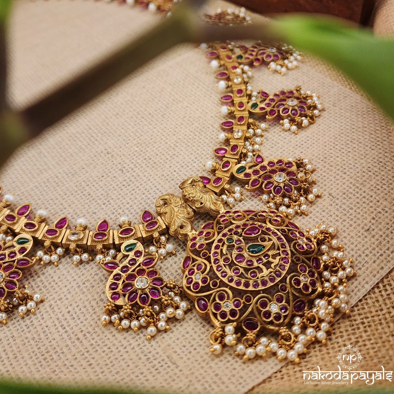 Extended Long Red Kemp Guttapusalu Neckpiece Gn7984)