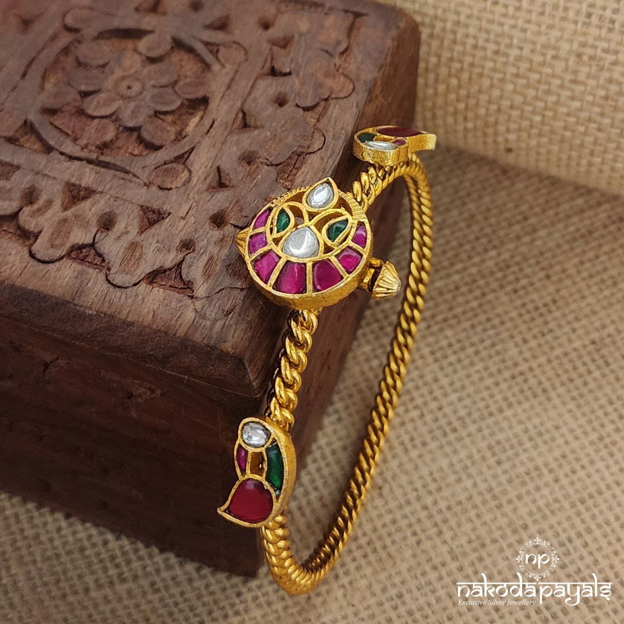 Gibbous Moon Kundan Screw Rope Kada (Gk2772)