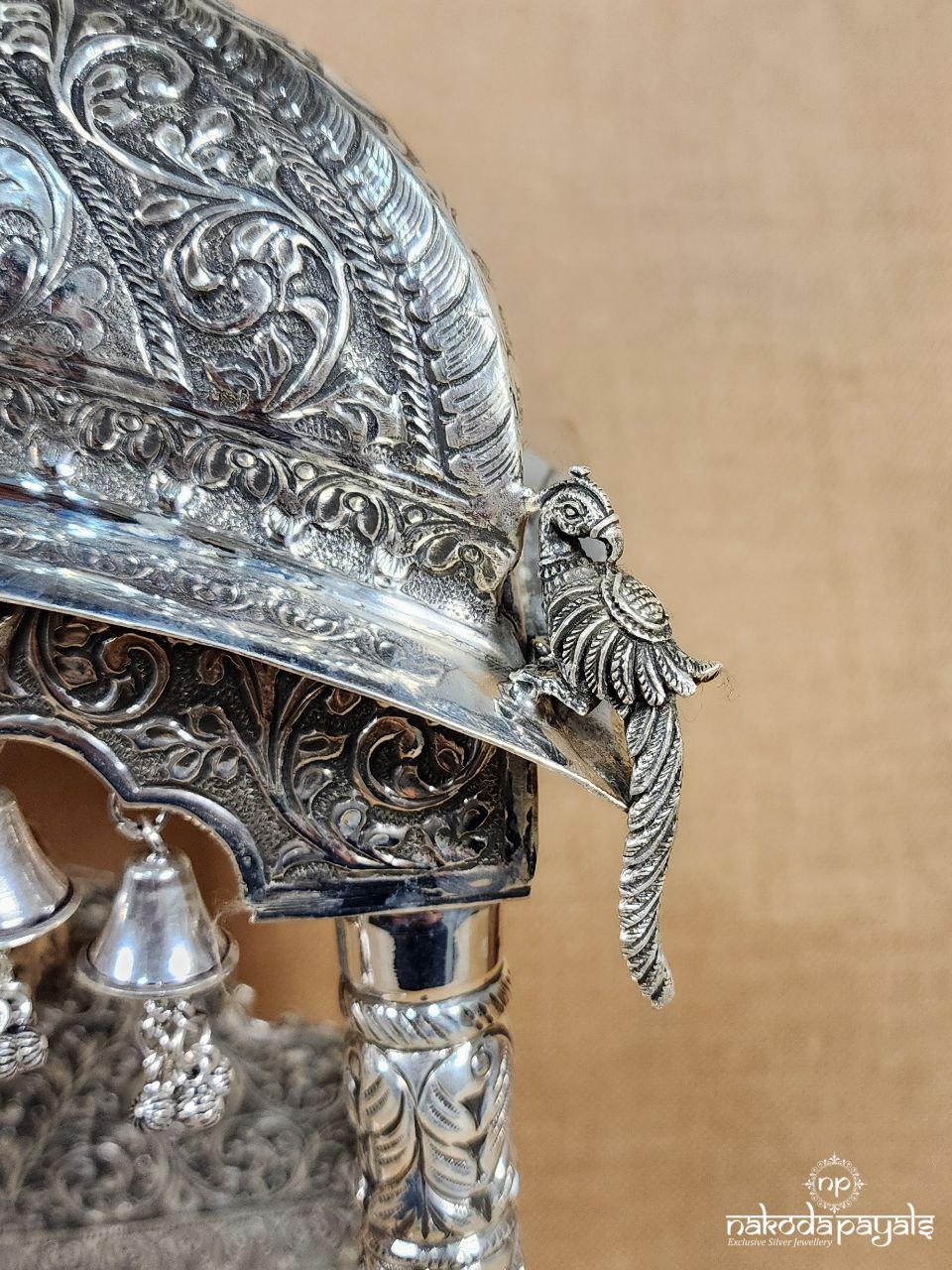 Enormously CarvedJingling Madapam (Aa1450)
