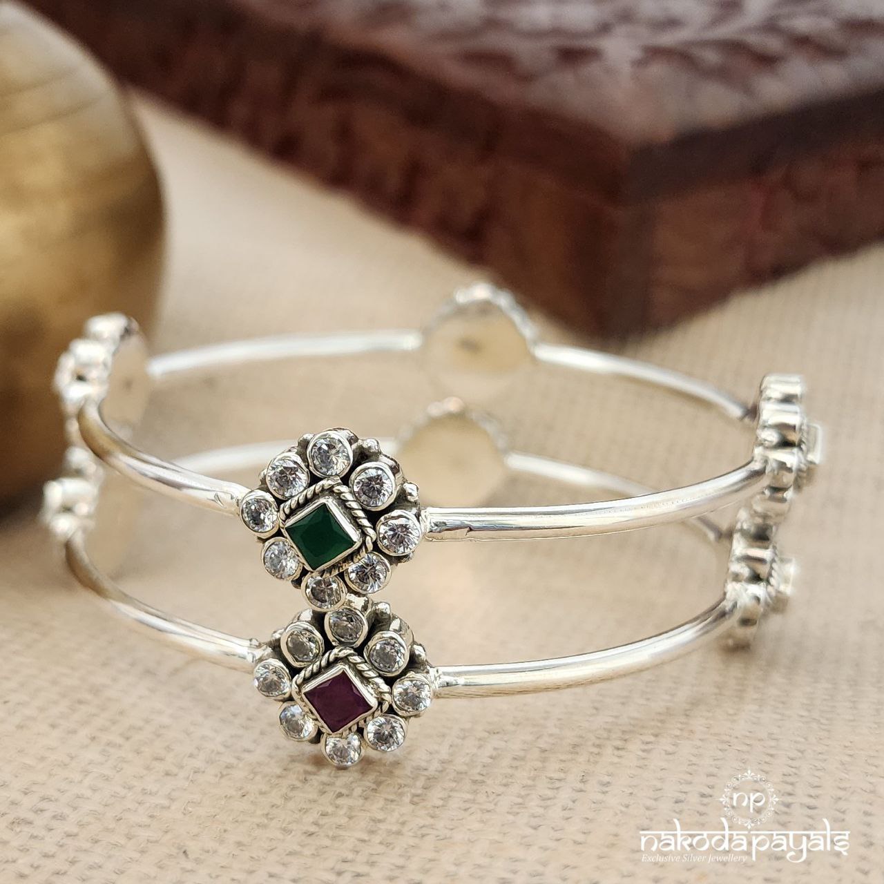 Cubic Cut Stone Bangle Pair(K5197)