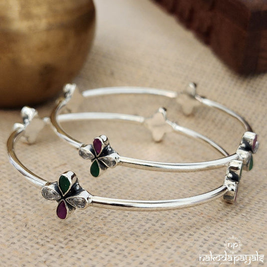 Quadpetal Cutstone Bangle Pair (K5563)