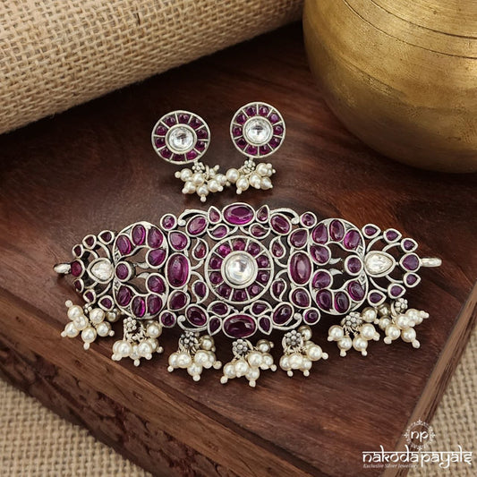 Small Pearled Choker With Earrings (N10776)