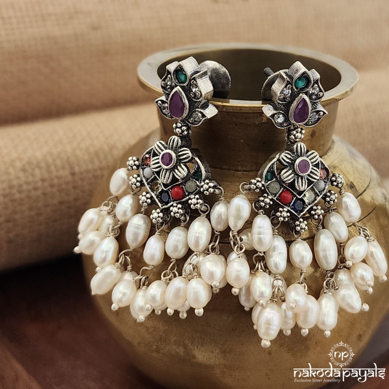 Lotus Navarathana Chandbali(C3441)