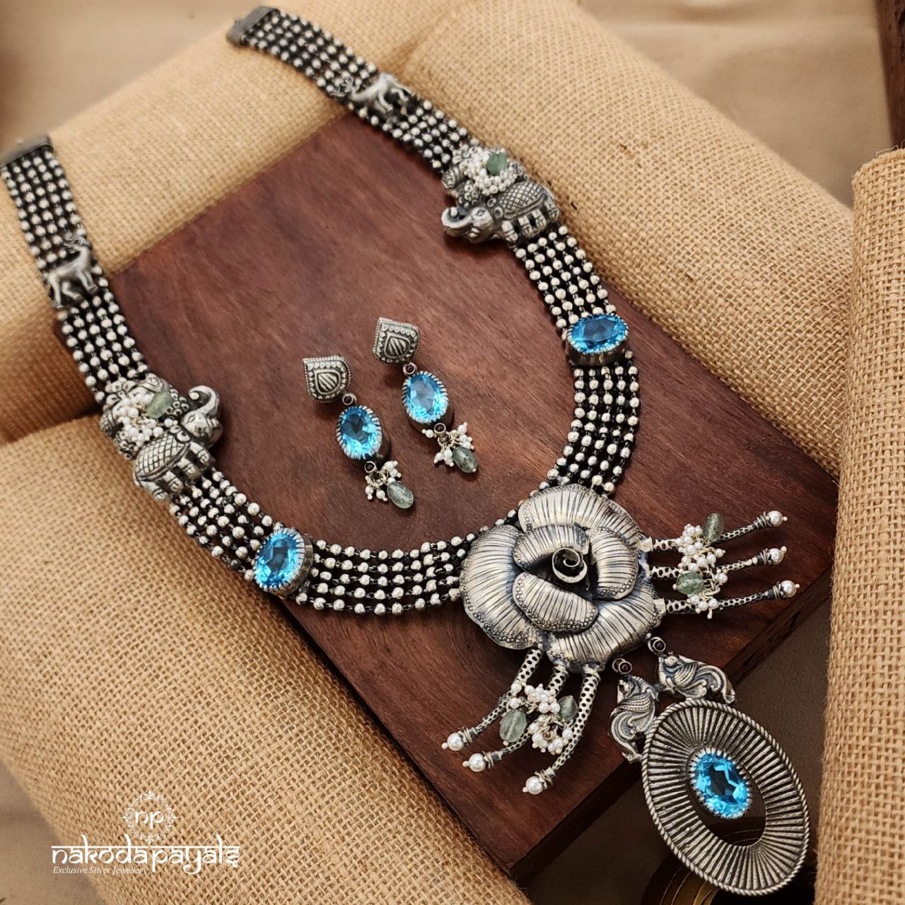 Huge Floral Sea Blue Neckpiece With Earrings (N10301)