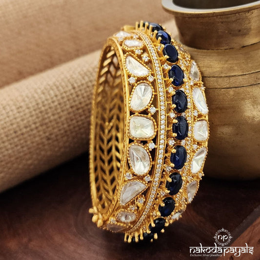 Royal Blue Moissanite Screw Kada (Gk3010)