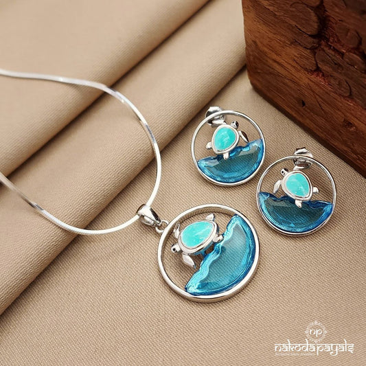 Cute Blue Turtle Pendant (St3496)