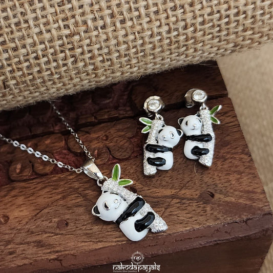 Cute Bamboo Panda Pendant Set(St3521)