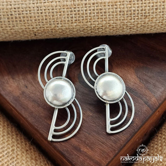 Circular Half Swirl Studs (S3513)