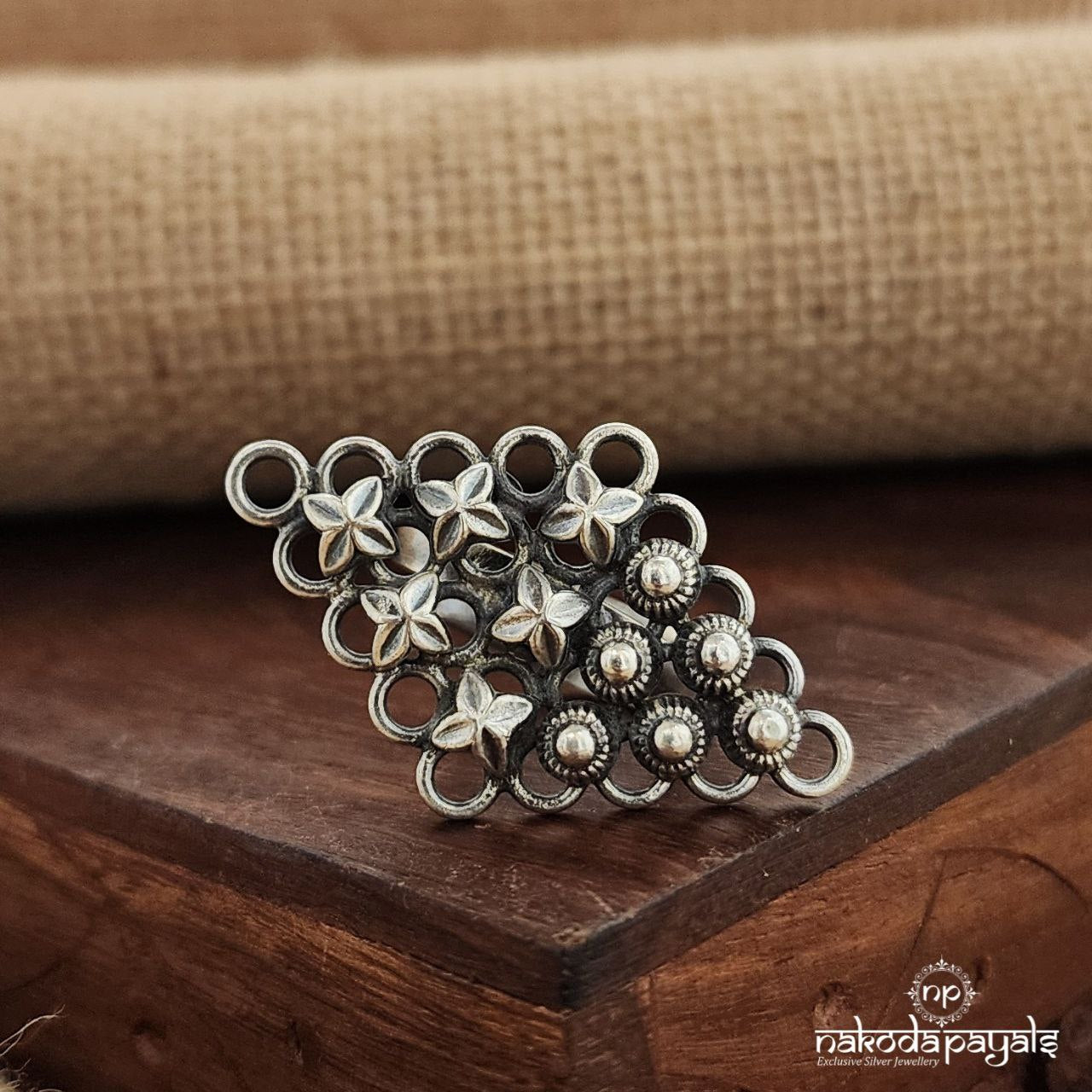 Squarish Finger Ring (F2545)